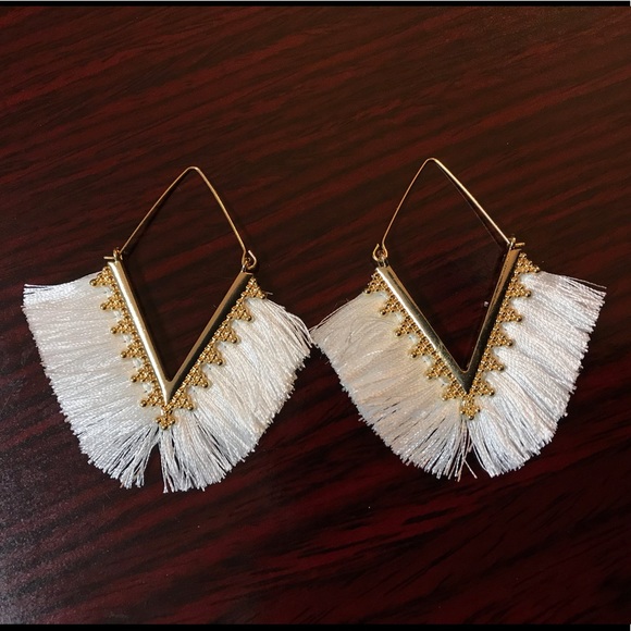 Lovely Triangular Tassel Earrings! - Picture 2 of 11